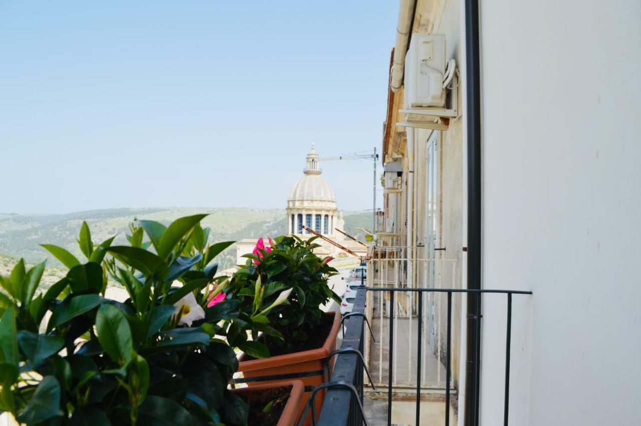 Reusuite Ragusa Exterior foto
